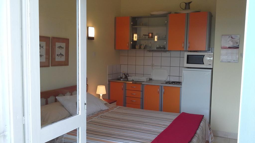 Apartments Anini Dvori プロマイナ エクステリア 写真